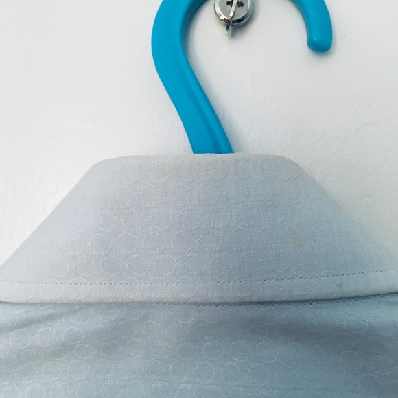 Gucci Logo Pattern Dress Shirt (15) - Picture 8 of 8